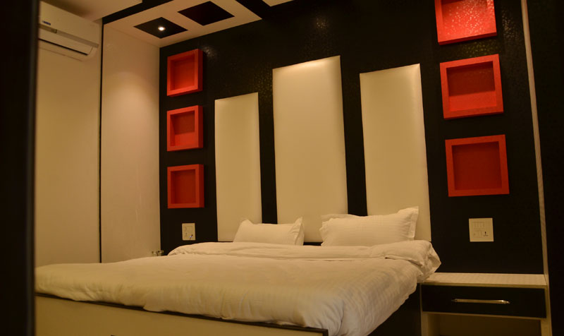 Hotels in Sri GangaNagar